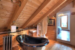 Een douche, een haardroger, een bidet