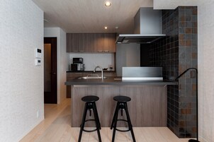 Cubrecamas, wifi gratis y ropa de cama 