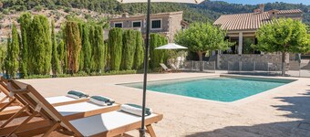 Villa 'Son Vent Valldemossa' with Mountain Views, Private Pool and Wi-Fi