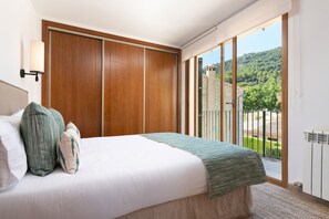 6 Schlafzimmer, Bügeleisen/Bügelbrett, kostenloses WLAN, Bettwäsche