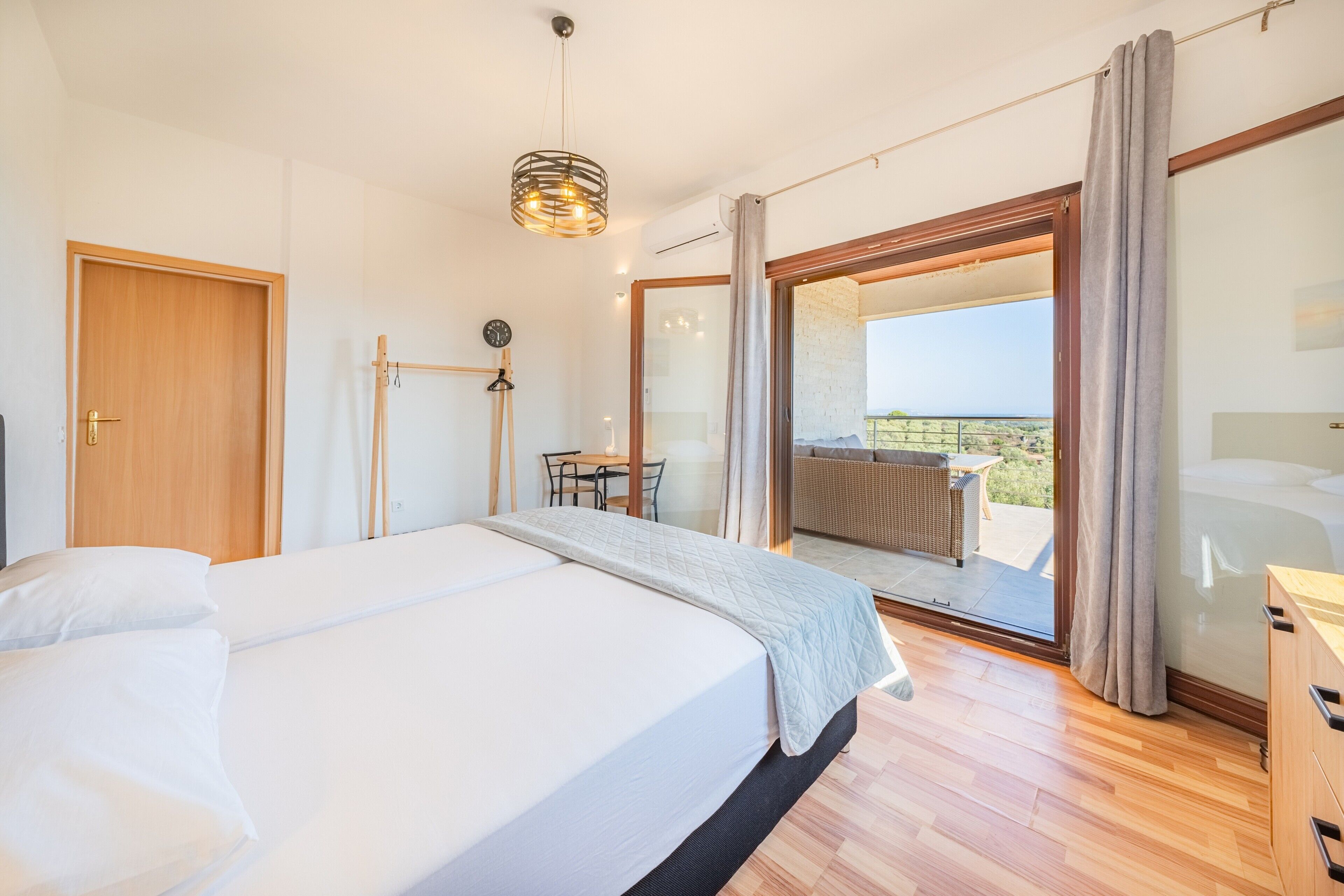 3 soverom, strykejern/-brett, wi-fi (inkludert) og sengetøy