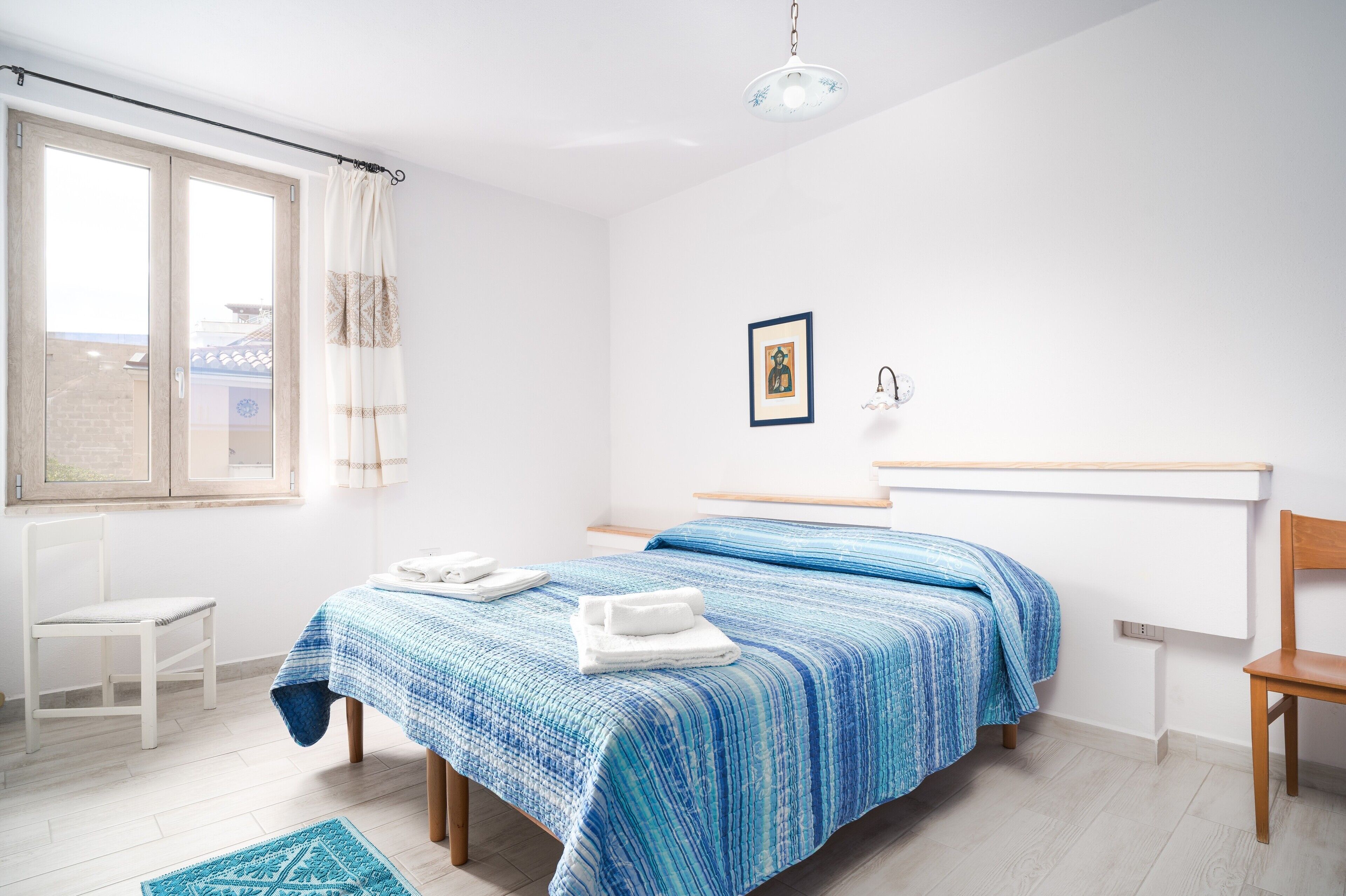 2 chambres, fer et planche à repasser, Wi-Fi gratuit, draps fournis