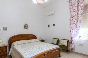 1 soverom, wi-fi (inkludert) og sengetøy