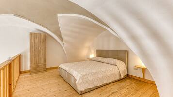 1 chambre, fer et planche Ă  repasser, Wi-Fi gratuit, draps fournis