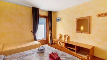 3 bedrooms, free WiFi, bed sheets