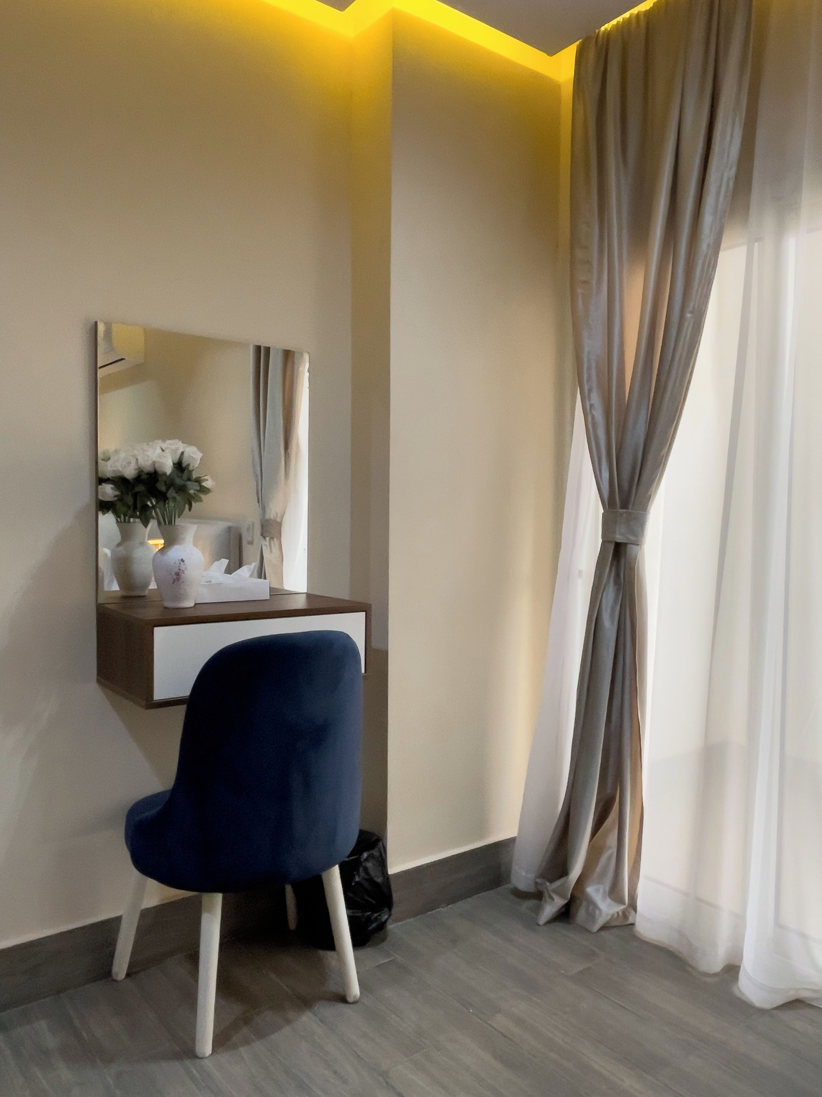 In-room dining