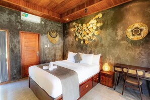 Quarto premier, vista para a piscina | Wi-Fi de cortesia, roupa de cama