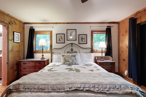 4 bedrooms, Internet, bed sheets