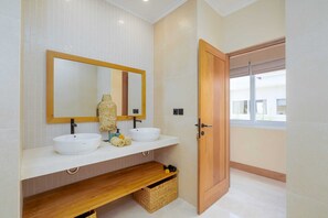 Basic Villa | Bathroom - Villa Palima (Canggu)