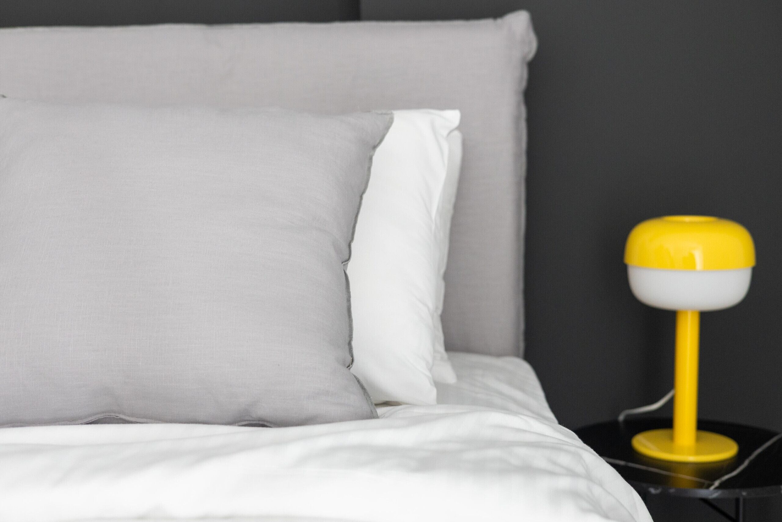 2 عدّة غرف نوم ومكواة/لوح كي وواي فاي مجانًا