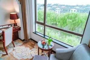 Room - GOLD RIVER-SIDE RESORT HOTEL WUZHEN (Tongxiang)
