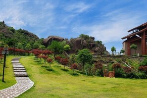 Jardines del alojamiento