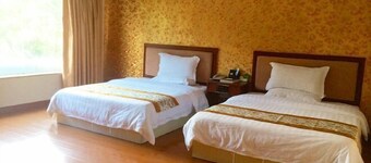 Jiaoling Shun'an Hotel