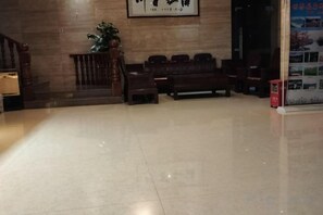 Unclassified image, 4 of 22, button - Jiaoling Shun'an Hotel (Jiaoling)