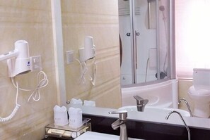 Bathroom - Jiaoling Shun'an Hotel (Jiaoling)