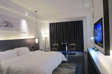 Room. Yuanfang Hotel