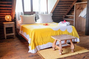 Casa familiar, 3 habitaciones, vistas al jardín, entresuelo | Cortinas opacas, tabla de planchar con plancha, wifi gratis