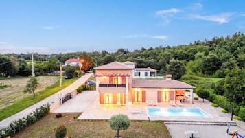 Biệt thự dành cho gia đình, 3 phòng ngủ, ban công (3BR Istrian Villa Erla w/ Private) | Ngoại thất