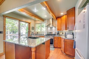 Fridge, microwave, stovetop, dishwasher - Quiet Presque Isle Home w/ Grill: Families Welcome (Presque Isle)