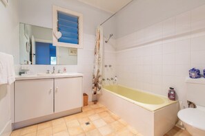 Comfort House | Bathroom