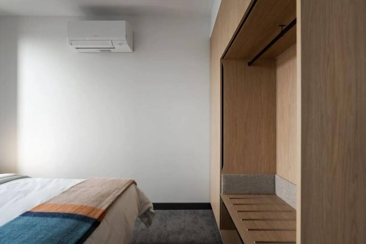 2 chambres, coffres-forts dans les chambres