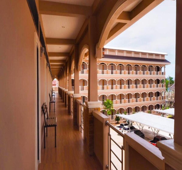 Lobby - Capital O 75521 Sang Siri Apartment (Samut Songkhram)