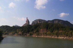 Unclassified image, 4 of 25, button - Mount Danxia Xin Yue Inn (Renhua)
