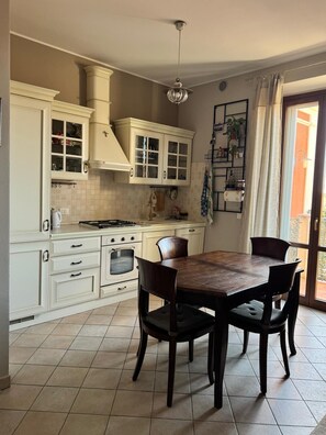 Oven, stovetop, dishwasher - Marotta Primissima Fila Mare, Finemente Arredato (Marotta)