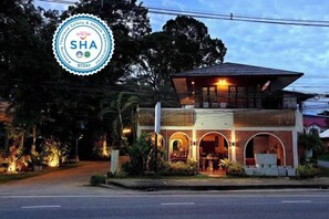 Unclassified image, 2 of 14, button - Likita Resort (Rayong City)