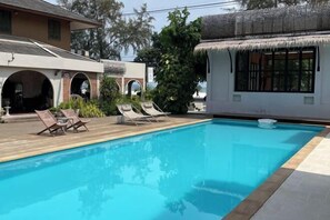 Outdoor pool - Likita Resort (Rayong)