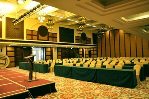 Khu phòng họp