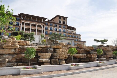 Zhongcheng Holiday Hotel