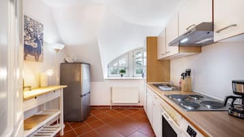 Kühlschrank, Ofen, Herdplatte, Geschirrspüler