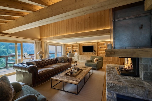 Appartement "Steinbock B" avec vue sur les montagnes, balcon et Wi-Fi