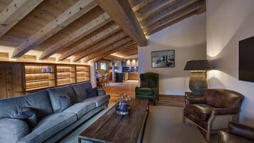 Télévision, cheminée