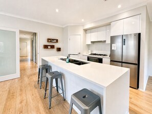Private kitchen - Contemporary Cove (Quindalup)