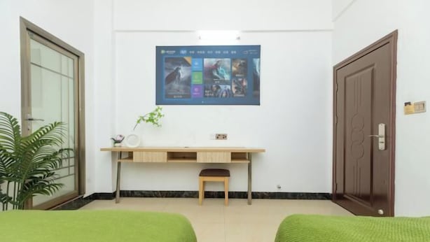 Unclassified image, 1 of 104, button - Beihai Fishing Village Inn (Silver Beach Tourist Resort) (Beihai)