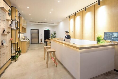 Youmi Hotel • Good Youth (Sports Center)