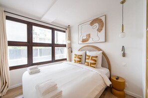 2 dormitorios, tabla de planchar con plancha, cuna de viaje y wifi