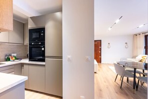 Fridge, microwave, oven, dishwasher