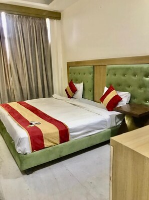 Premium bedding, individually furnished, desk, laptop workspace - Hotel Elite By Sky planner  (Gurugram)