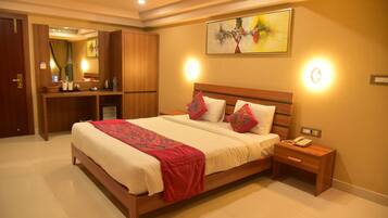 Kamar Mewah | Seprai premium, meja kerja, dan seprai linen