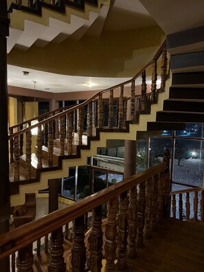 Terrace/patio - Hotel Mountview Pahalgam (Anantnag)