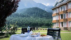 Exterior - Hotel Mountview Pahalgam (Anantnag)