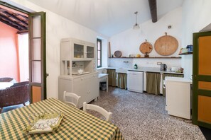 Four, plaque de cuisson, lave-vaisselle