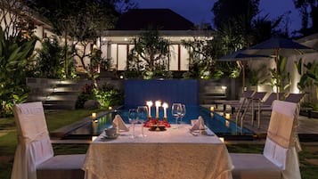 Couples’ dining