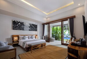 Escritorio, espacio para trabajar con laptop y wifi gratis