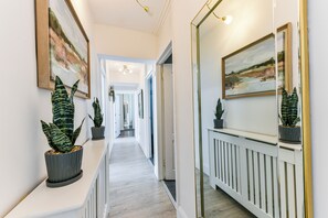 Living area - Marble Arch Marylebone Flat (London)