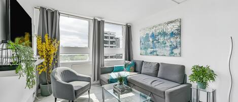 Comfort Apartment, City View | Soundproofing, iron/ironing board, free WiFi, bed sheets