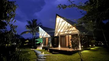 Bagian depan properti